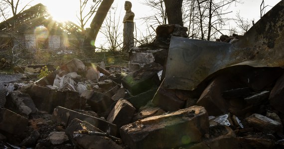 Mieszkaniec jednej z podkijowskich miejscowości miał zlikwidować 12 rosyjskich żołnierzy. Ukraiński wywiad wojskowy przedstawił historię człowieka o pseudonimie "Wilk", który miał wstąpić do ruchu oporu organizowanego właśnie przez tę służbę specjalną. 