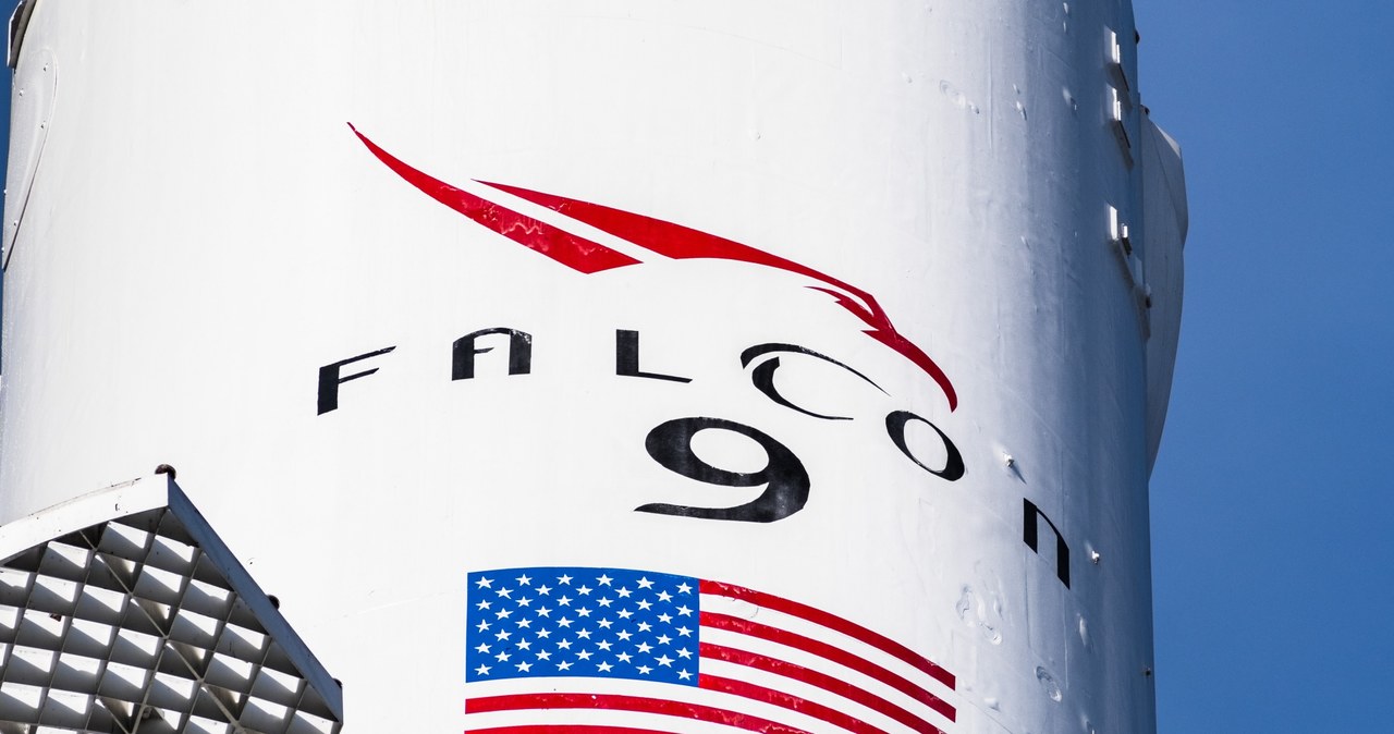 Już 16 kwietnia, z militarnej bazy wojskowej Vandenberg Space Force Base w kosmos wyleci kolejna rakieta SpaceX Falcon 9, ale tym razem na jej pokładzie znajdzie się m.in. ściśle tajny ładunek National Reconnaissance Office, czyli amerykańskiego wywiadu.