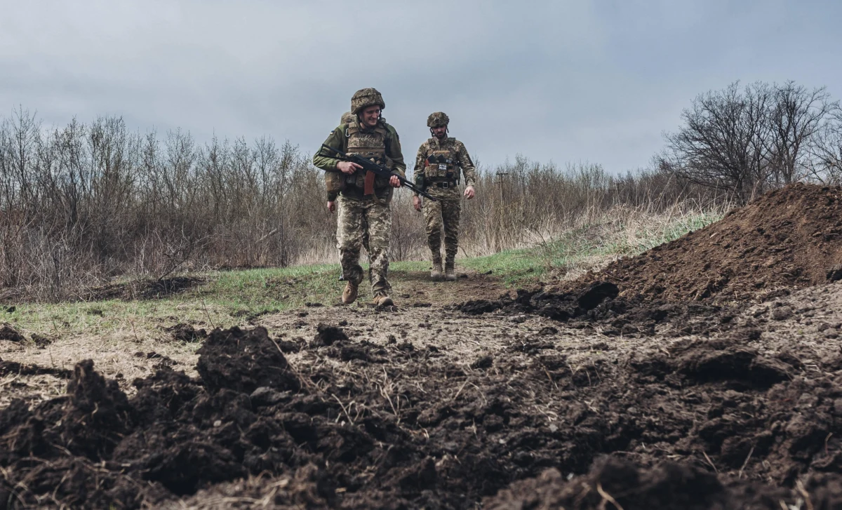 ​Głównym zadaniem rosyjskich sił zbrojnych w Ukrainie jest zniszczenie "batalionów nacjonalistycznych" i zostanie to zrobione - powiedział rzecznik Kremla Dmitrij Pieskow. To już kolejna wersja "celów operacji wojskowej" przedstawiana przez stronę rosyjską. Początkowo mówiono o "demilitaryzacji" i "denazyfikacji".