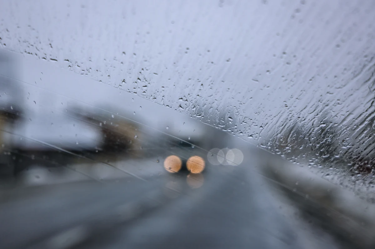 W Wielką Sobotę będzie chłodno i wietrznie, ale deszcz lub deszcz ze śniegiem padać będzie tylko na południu. W górach nadal zima - prognozuje pogodę na święta Instytut Meteorologii i Gospodarki Wodnej.