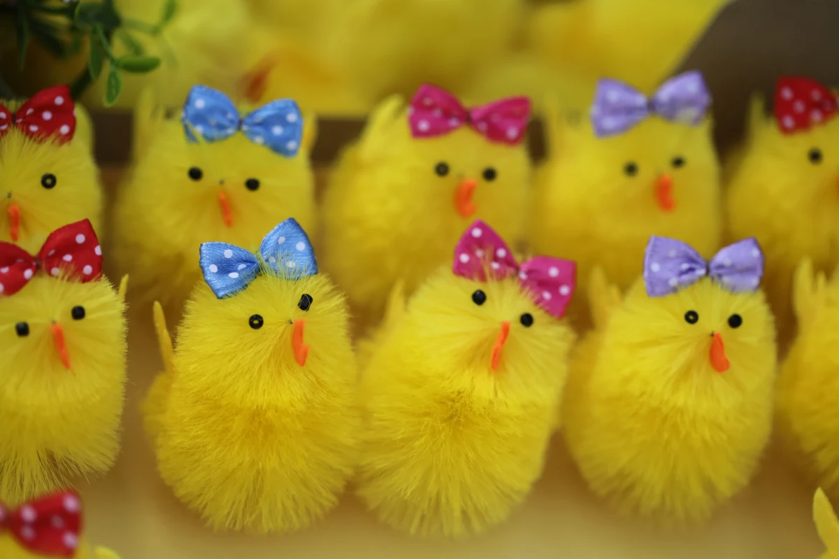 W Wielką Sobotę sklepy będą otwarte krócej, przeważnie do godziny 13. W święta obowiązuje zakaz handlu.