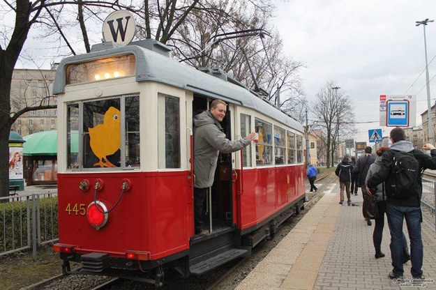 /Zarząd Transportu Miejskiego w Warszawie /