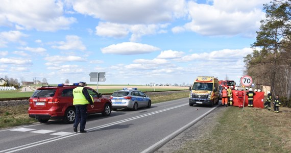 Śmiertelny wypadek w Żabnie pod Chojnicami na Pomorzu. Na pasach zginęła potrącona przez kierowcę samochodu osobowego 12-letnia dziewczynka.