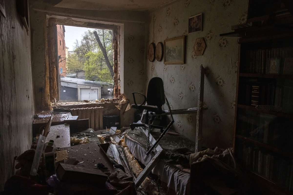 Według dziennikarza ukraińskiej agencji UNIAN Romana Cymbaluka wojskowi z Rosji z brygady, która działa na Ukrainie, odmawiają udziału w walkach. Chodzić ma o 200. samodzielną brygadę zmechanizowaną, stacjonującą w Pieczendze.
