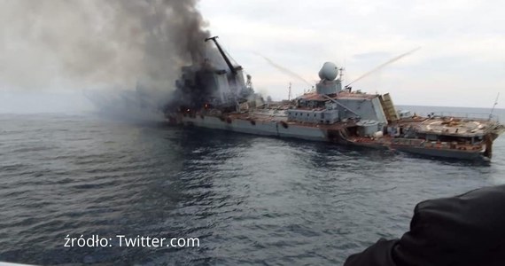 Mija kilka dni od zatonięcia rosyjskiego krążownika „Moskwa”, który poszedł na dno w okolicach Sewastopola. Według ukraińskiej armii, okręt został trafiony dwoma pociskami „Neptun”. W sieci pojawiają się zdjęcia i filmy przedstawiające statek, który idzie na dno.