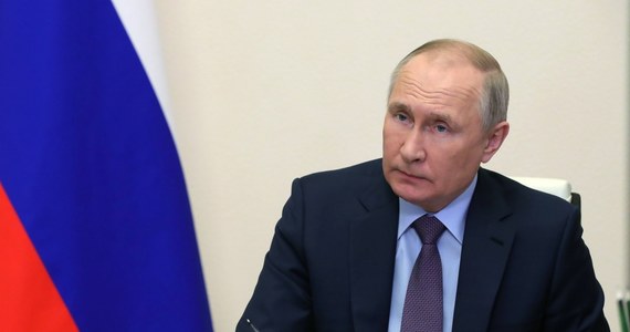 Władimir Putin powiedział, że kraje zachodnie strzeliły samobójczego gola, nakładając sankcje na Rosję. Według niego doprowadziło to do pogorszenia się gospodarki na Zachodzie.