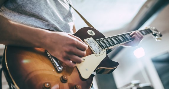 Gitarzyści wspólnie wykonają utwór Jimiego Hendrixa „Hey Joe” na stadionie żużlowym przy al. Zygmuntowskich w Lublinie w ramach próby ustanowienia nowego rekordu świata. Chodzi o liczbę grających razem muzyków. Próba pobicia rekordu odbędzie się 1 maja.