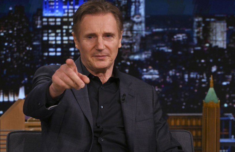 Ma aż 193 centymetry wzrostu, ale twórcy mówią, że jest wrażliwy i delikatny. Wystąpił w "Gwiezdnych wojnach", ale odrzucił rolę Jamesa Bonda. Zagrał ponad 140 ról kinowych i telewizyjnych. Przeżył wielką życiową tragedię. Irlandzki aktor Liam Neeson 7 czerwca kończy 70 lat.