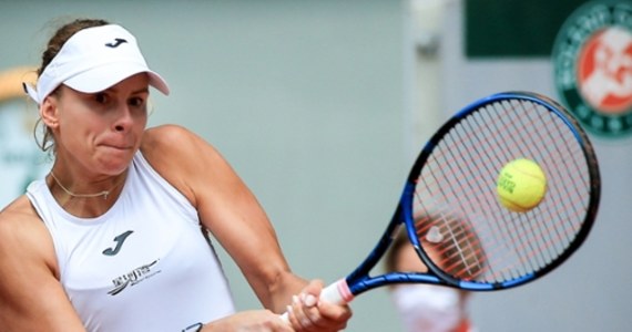 Magda Linette już w pierwszej rundzie zakończyła swoją przygodę z turniejem WTA w Stambule. Polka przegrała z Julią Putincewą z Kazachstanu 6:7 (6-8), 4:6. Turniej rozgrywany jest na kortach ziemnych.