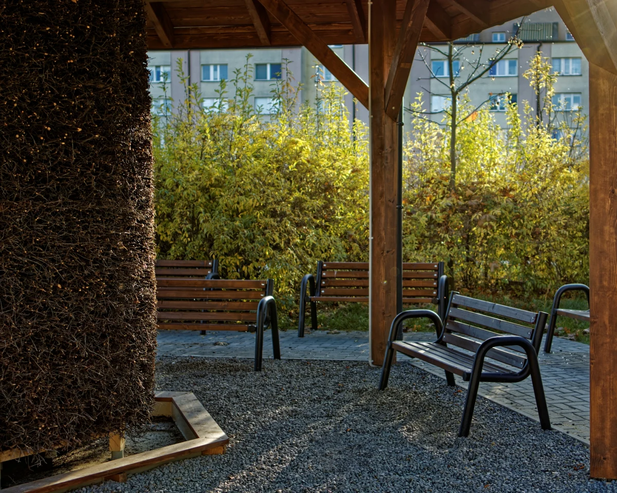 W Mielcu, na osiedlu Lotników uruchomiona została tężnia solankowa. To pierwsza tego typu inwestycja w tym miejscu, która powstała w ramach Miejskiego Budżetu Obywatelskiego. Jej budowa zakończyła się w grudniu 2021 roku.