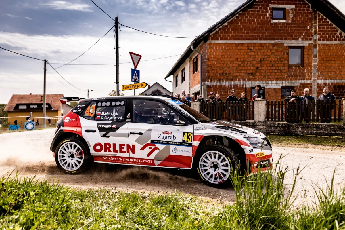 W piątek rano początek trzydniowego ścigania w Rajdzie Chorwacji. To będzie debiut w mistrzostwach świata dla dwukrotnych mistrzów Polski – Mikołaja Marczyka i Szymona Gospodarczyka, którzy będą rywalizować w klasie WRC2. Tegoroczny Rajd Chorwacji to 20 odcinków specjalnych o łącznej długości ponad 290 kilometrów. 