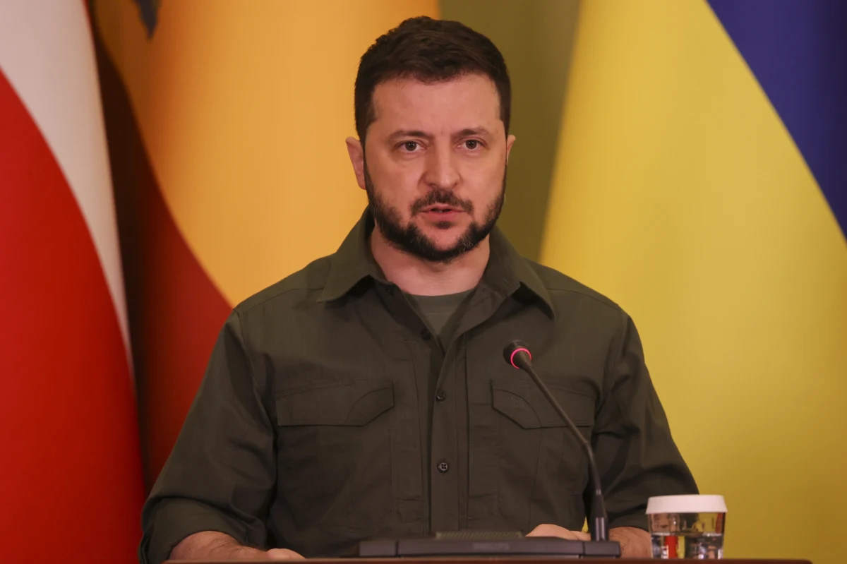 Ramzan Kadyrow obiecał prezydentowi Władimirowi Putinowi likwidację ukraińskiego przywódcy - ustalił ukraiński wywiad. Szczegóły planów wyeliminowania Wołodymyra Zełenskiego ujawnił sekretarz Rady Bezpieczeństwa Narodowego i Obrony Ukrainy Ołeksij Daniłow.