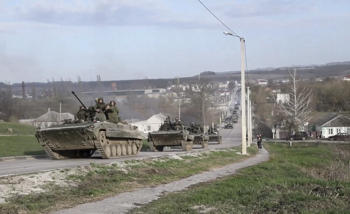 Jeśli Niemcy nie przestaną kupować rosyjskiego gazu, powinny również zostać objęte sankcjami. Obecnie pośrednio finansują rosyjską napaść na Ukrainę - przekonuje na łamach "Daily Telegraph" publicysta ekonomiczny tej gazety Matthew Lynn.