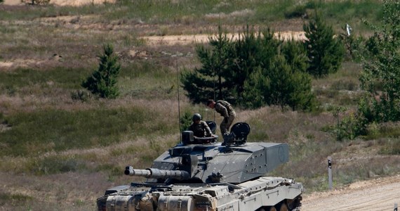 Brytyjski minister obrony narodowej przekazał, że Wielka Brytania wyśle do Polski czołgi Challenger 2 po to, by nasz kraj w zastępstwie wysłał do Ukrainy maszyny T-72. 