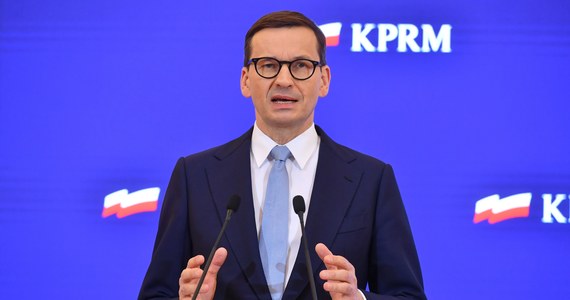 „Inflacja nie była i nie jest tylko polskim problemem. Inflacja to realny problem w wymiarze globalnym. I z tym wyzwaniem trzeba się zmierzyć” – powiedział premier Mateusz Morawiecki w podcaście opublikowanym w niedzielę w mediach społecznościowych.
