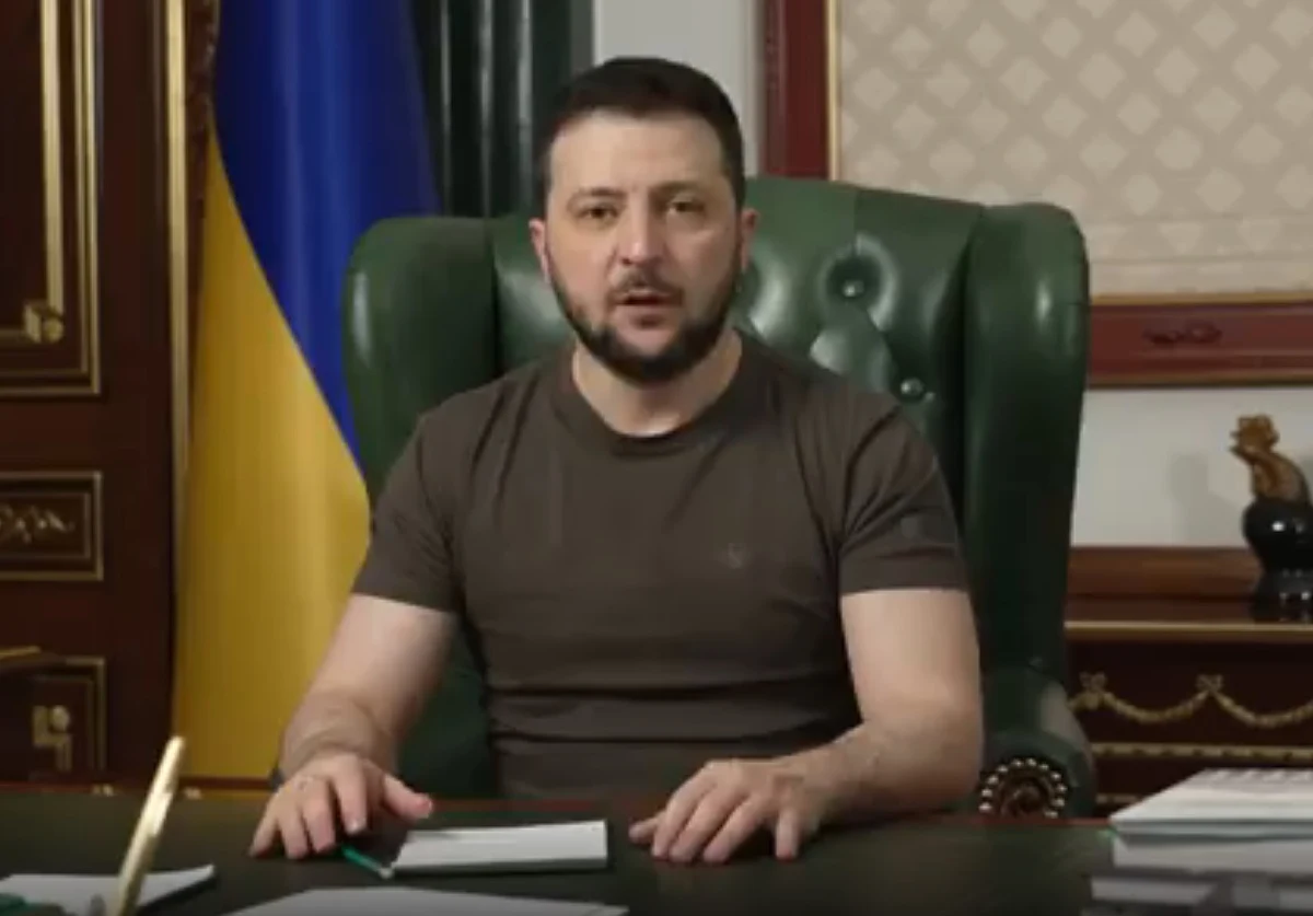 "Świat prawosławny zobaczył, że dla rosyjskich agresorów Wielkanoc nic nie znaczy. Rosyjska armia uczyniła tegoroczną Wielkanoc w Ukrainie czerwoną od krwi" - powiedział prezydent Ukrainy Wołodymyr Zełenski w nagraniu zamieszczonym w mediach społecznościowych.