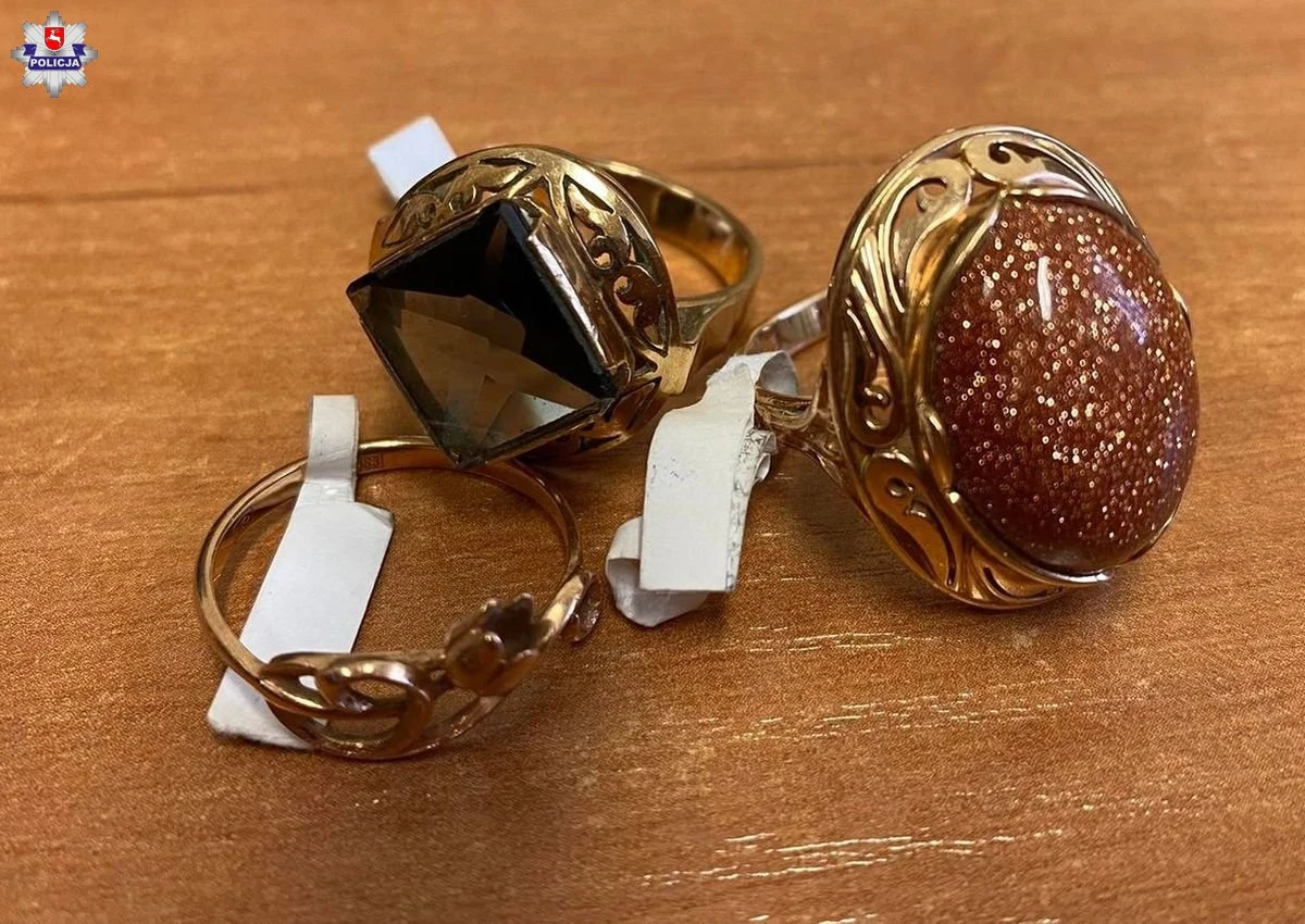 Do ośmiu lat więzienia grozi kobiecie, która pracując jako opiekunka okradła starsze małżeństwo. Wyniesioną z domu złotą biżuterię rozpoznała w jednym z lombardów w Świdniku córka pokrzywdzonych.

 