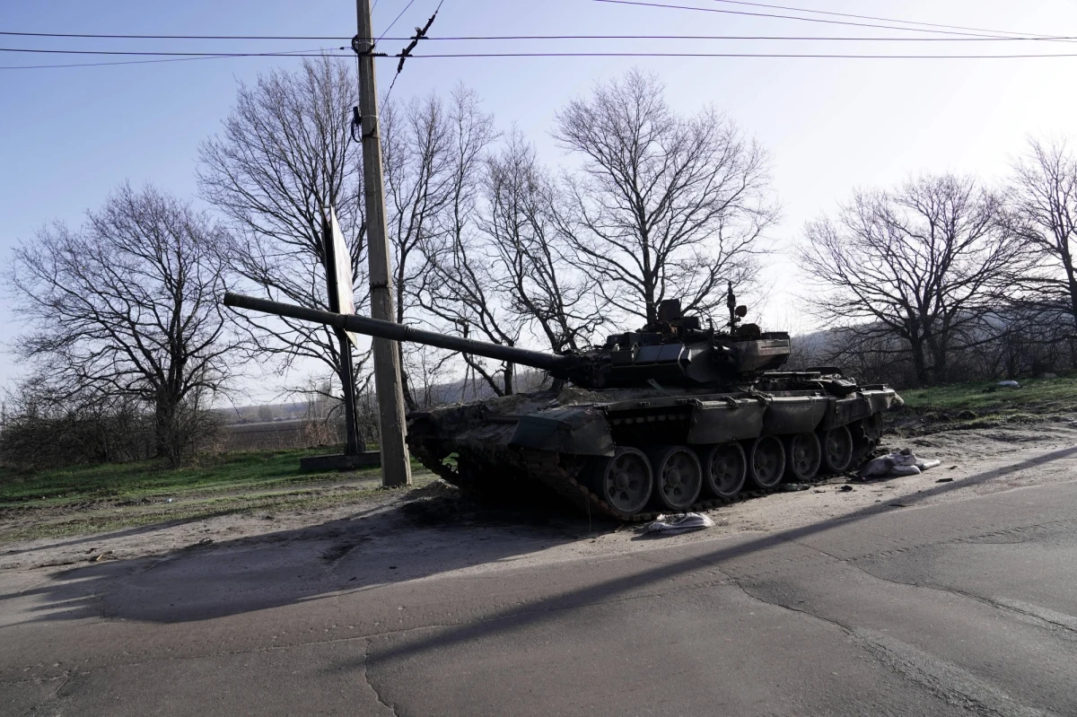 "Wyjechaliśmy z Czornobajiwki, tam jest piekło! Jest tylu naszych zabitych, że sobie nie wyobrażasz" - pisze rosyjski żołnierz w rozmowie ze swoim kolegą. Służba Bezpieczeństwa Ukrainy opublikowała kolejną przechwyconą rozmowę najeźdźców.