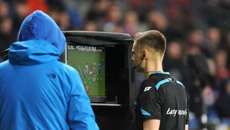 Sędzia Sylwestrzak w ogniu krytyki. Wisła Kraków wściekła na arbitra