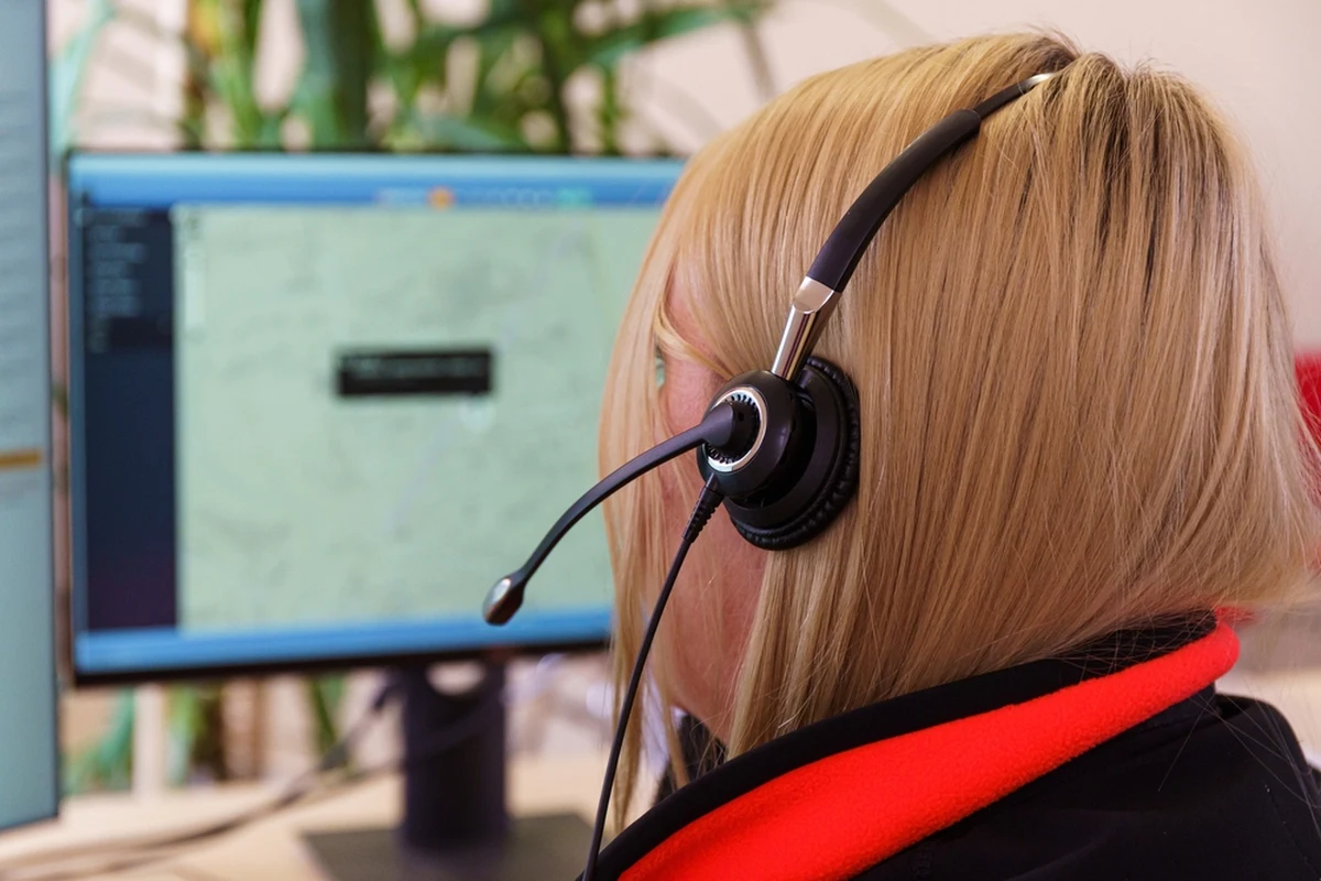 Wyzywał dyspozytorów numeru alarmowego 112 i bezpodstawnie żądał interwencji policji - tak swoje 18. urodziny "świętował" mieszkaniec powiatu garwolińskiego. Grozi mu kara do 3 lat więzienia.