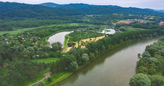 W Sanoku w okolicach brzegów Sanu będzie więcej atrakcji sportowych. Przy ul. Białogórskiej budowany jest sporych rozmiarów skatepark, powstaną też nowe parkingi i ścieżki rowerowe. 