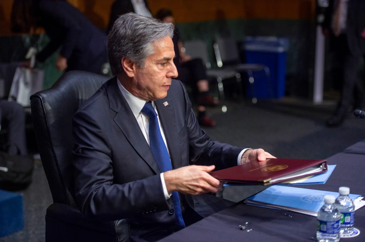 Przyspieszamy nasze działania na rzecz wsparcia Ukrainy; Waszyngton może przekazywać Kijowowi broń w ciągu 72 godzin od zgłoszenia takiego zapotrzebowania - zadeklarował sekretarz stanu USA Antony Blinken podczas wystąpienia przed Komisją Spraw Zagranicznych amerykańskiego Senatu.