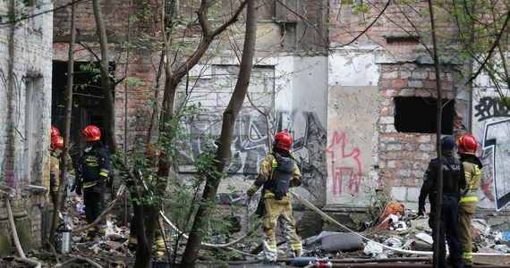 W rejonie Kruczej i Alej Jerozolimskich, w centrum Warszawy, były duże utrudnienia w ruchu w stronę Pragi. Wszystko z powodu pożaru pustostanu.