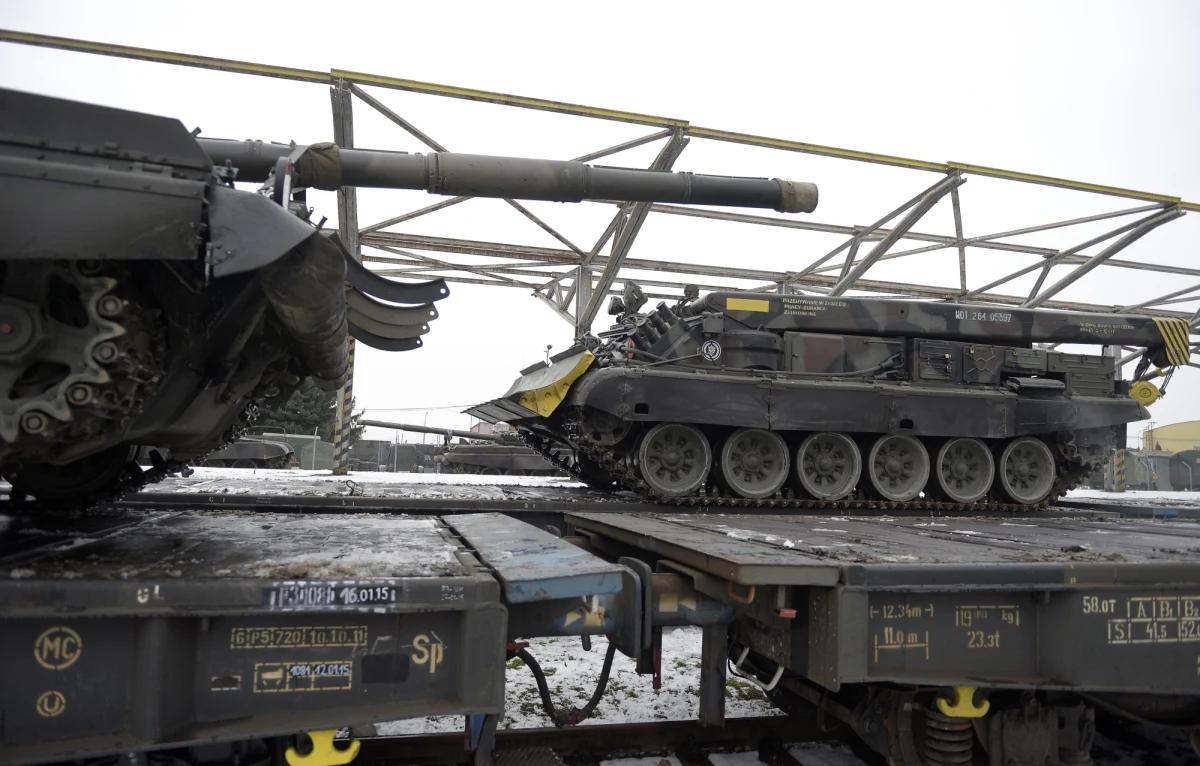 Od niedzieli, 1 maja, na drogach niemal całego kraju, będzie odbywał się ruch kolumn pojazdów wojskowych w związku z ćwiczeniami" - informują wojskowi. 

