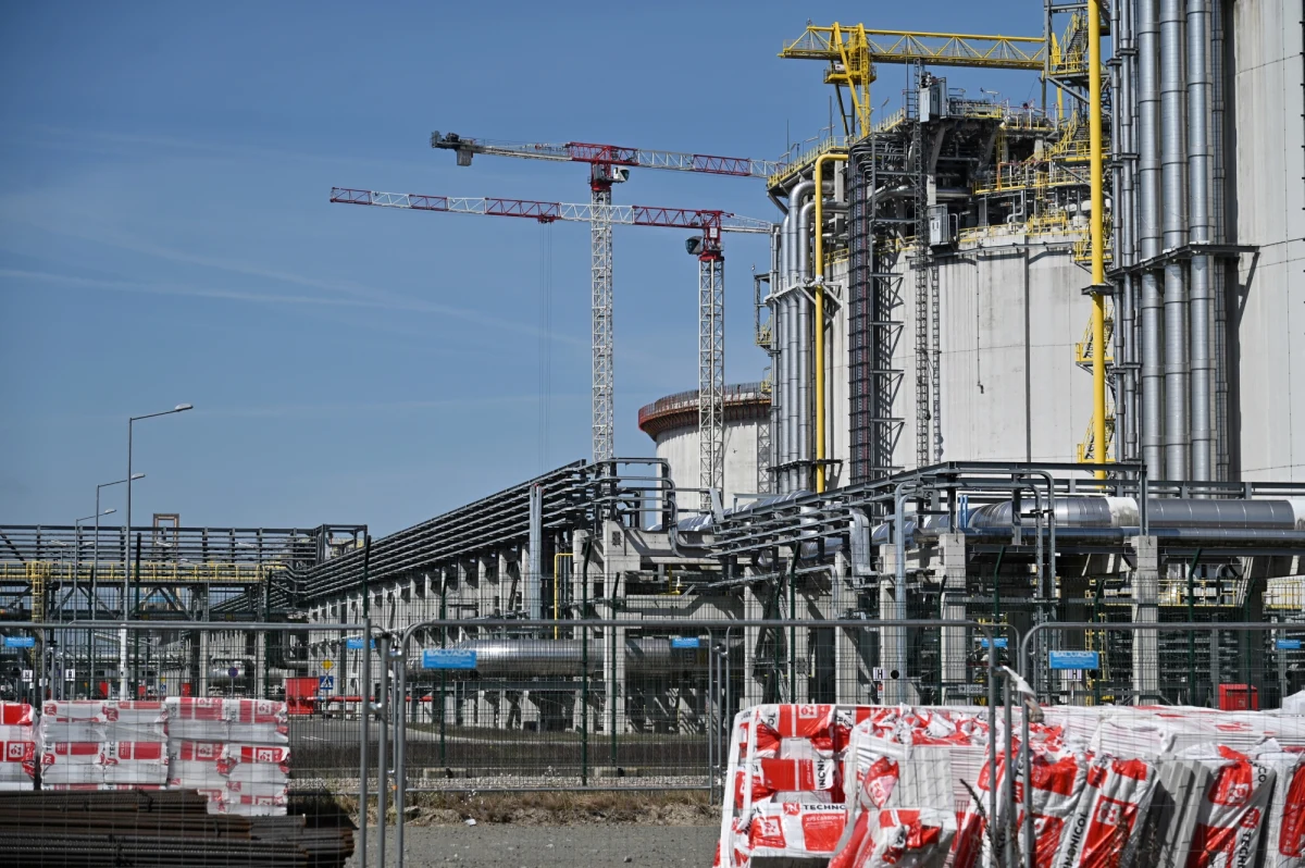 Pod koniec maja lub na początku czerwca Unia Europejska będzie miała gotowe prawne zapisy nakładające na państwa członkowskie obowiązek magazynowania gazu przed zimą - dowiedziała się nasza korespondentka w Brukseli. Teraz nie ma takiego obowiązku. 