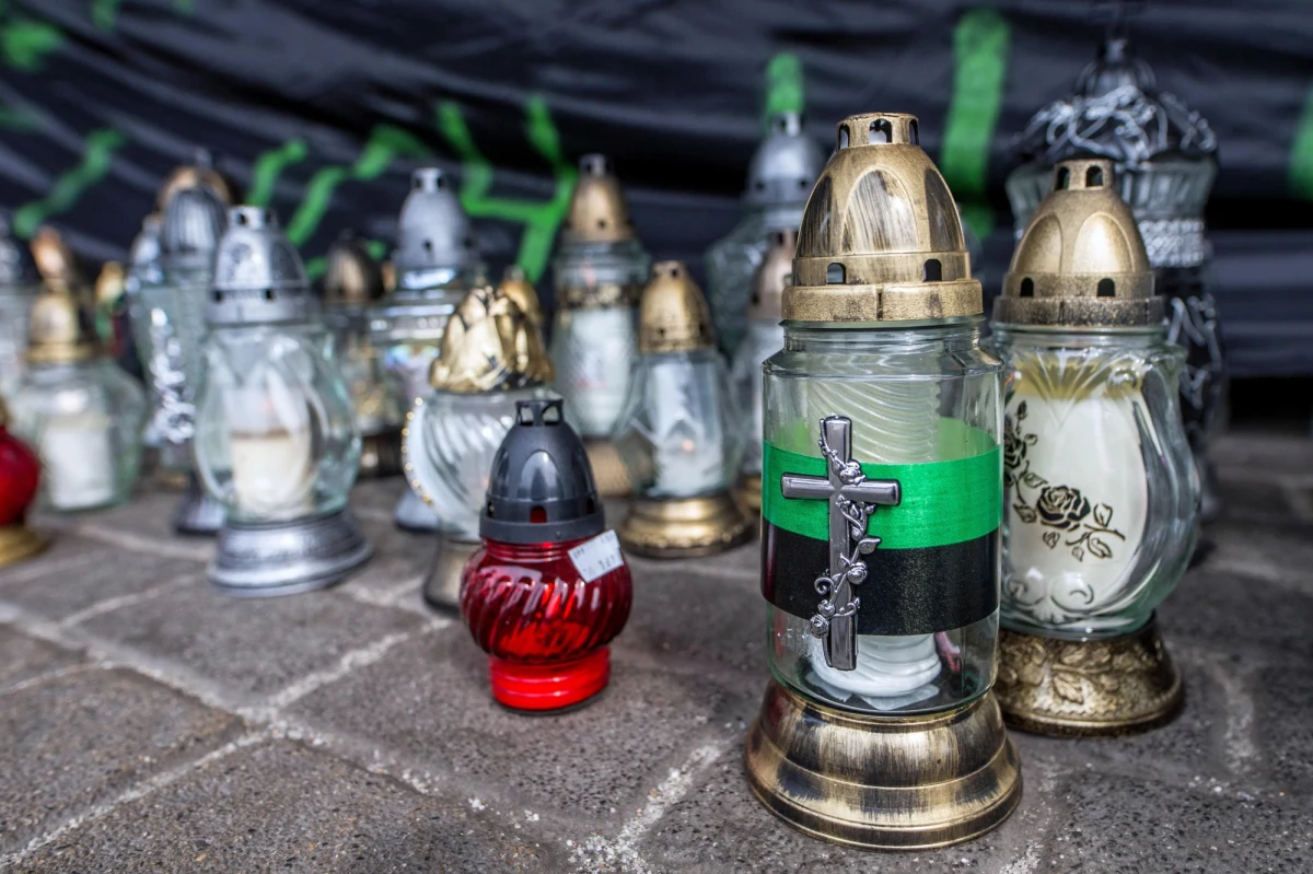 Zmarł kolejny górnik z kopalni Pniówek w Pawłowicach. To już 9 śmiertelna ofiara wybuchu metanu z ubiegłego tygodnia. 