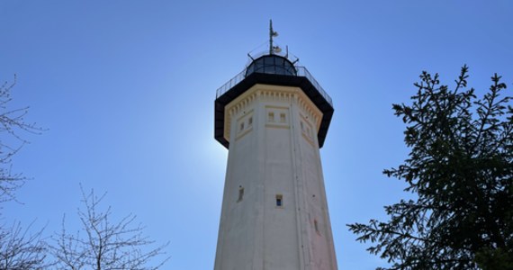 Wybrzeże zyskuje nową atrakcję turystyczną. Od 1 maja zwiedzać będzie można latarnię morską Rozewie II. Obiekt zostanie udostępniony osobom postronnym po 112 latach od wyłączenia tej latarni z użytkowania.
