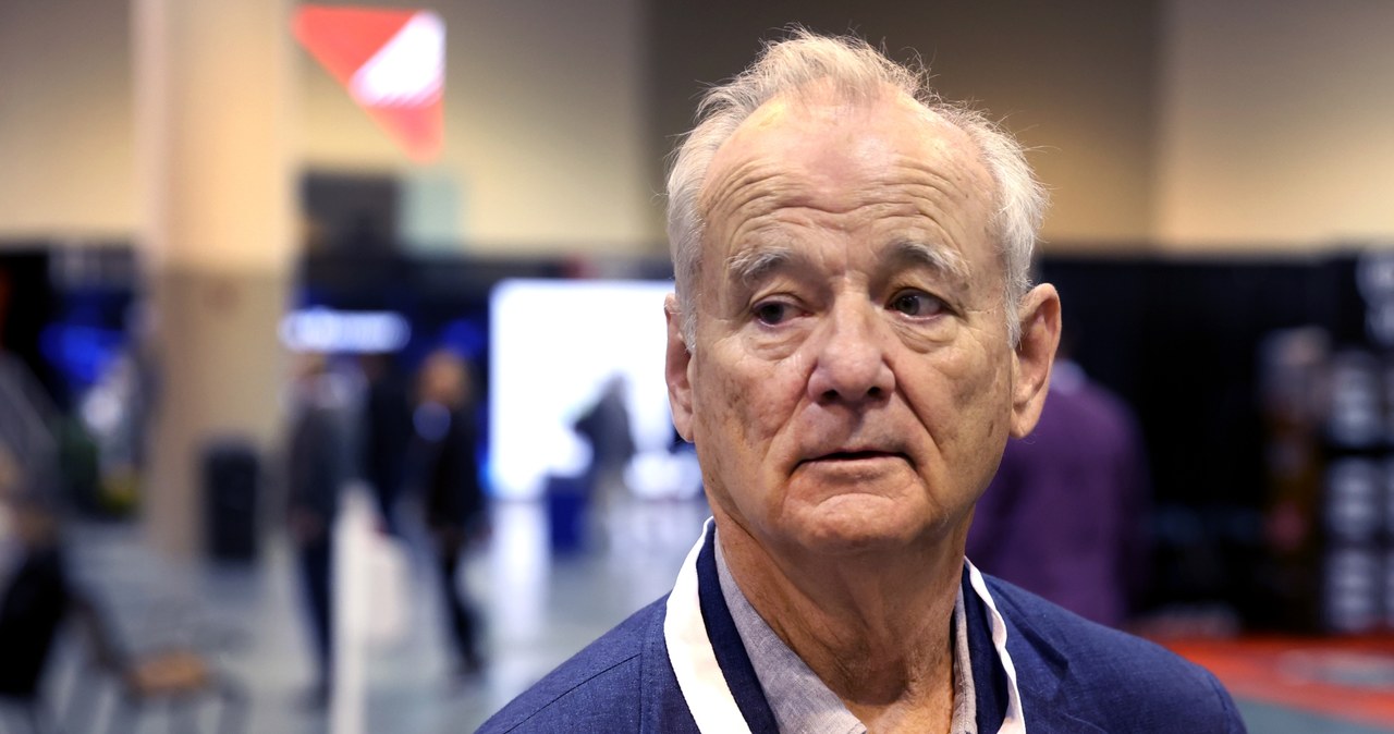 Hollywoodzki gwiazdor Bill Murray został oskarżony o "niewłaściwe zachowanie" na planie filmu "Being Mortal" Aziza Ansariego. "Zrobiłem coś, co myślałem że było zabawne. Nie zostało to jednak tak odebrane" - tłumaczy się aktor.