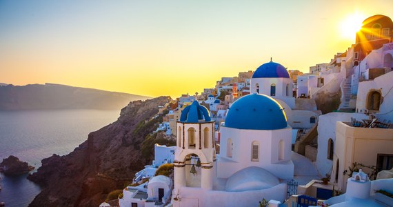 Włochy i Grecja luzują obostrzenia sanitarne przed początkiem sezonu turystycznego. Świadczy to o tym, że życie coraz bardziej wraca do normy - poinformowała agencja Associated Press.