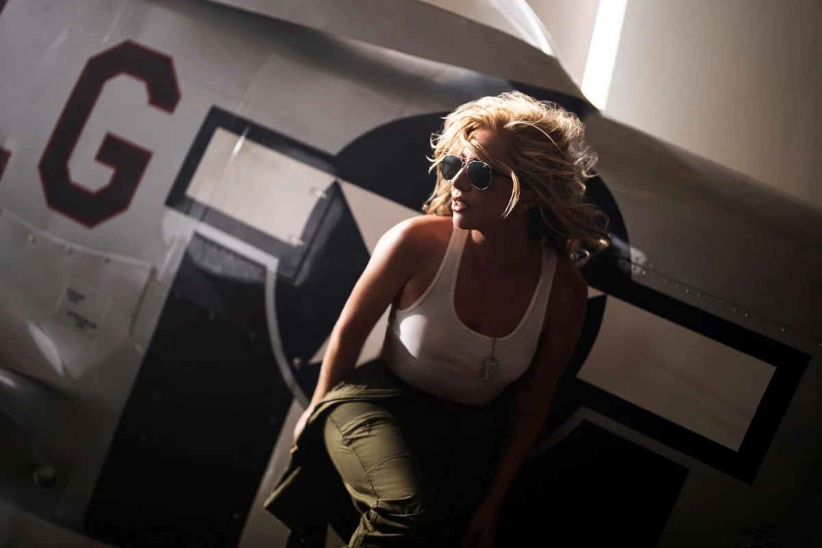 Już 27 maja do kin wejdzie "Top Gun: Maverick" - kontynuacja hitowego filmu z 1986 r. z Tomem Cruisem w roli pilota Pete'a "Mavericka" Mitchella. Do sieci trafiła już promująca film piosenka "Hold My Hand", którą nagrała Lady Gaga.