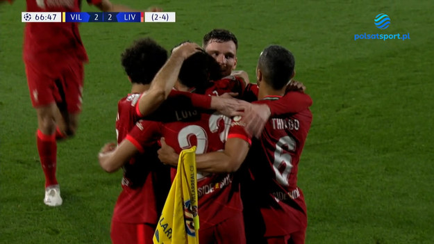 Liverpool został pierwszym finalistą tegorocznej edycji Ligi Mistrzów. W rewanżowym meczu półfinałowym, "The Reds" przegrywali już z Villarrealem 0-2, ale świetnie zagrali w drugiej połowie i wygrali 3-2


Villarreal CF: Rulli – Foyth, Albiol (C) (79. Aurier), P. Torres, Estupiñán (79. Trigueros) – Lo Celso, Parejo, Capoue, Coquelin (68. Pedraza) – Moreno I (68. Chukwueze), Dia (79. Alcácer).
Rezerwowi: Asenjo, Jörgensen – Gaspar, Iborra, R. Peña, Mándí, M. Gómez.

Liverpool F.C.: Alisson – Alexander-Arnold, Konaté, van Dijk (C), Robertson (80. Tsimikas) – Keïta (80. J. Henderson), Fabinho (84. Milner), Alcántara (80. C. Jones) – Salah, Mané, Jota (46. L. Díaz).
Rezerwowi: Kelleher – Gomez, Oxlade-Chamberlain, Minamino, Origi, Matip, Elliott.
