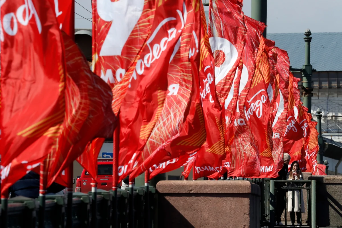 9 maja, gdy w Rosji obchodzony jest Dzień Zwycięstwa nad hitlerowskimi Niemcami, prezydent Władimir Putin może formalnie wypowiedzieć wojnę Ukrainie lub ogłosić powszechną mobilizację, by nasilić ofensywę – podała stacja CNN, powołując się na zachodnich urzędników i analityków.