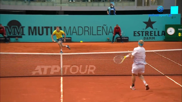 Hubert Hurkacz w środę, tuż po 16:30 rozpoczął spotkanie drugiej rundy turnieju ATP w Madrycie. Jego rywalem jest w nim Alejandro Davidovich Fokina.

