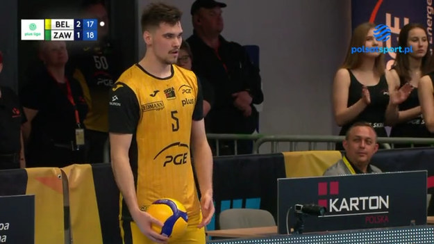 Fragmenty pierwszego meczu o 3. miejsce w PlusLidze 2022 PGE Skra Bełchatów – Aluron CMC Warta Zawiercie 2:3 (23:25, 25:21, 25:19, 23:25, 15:17).