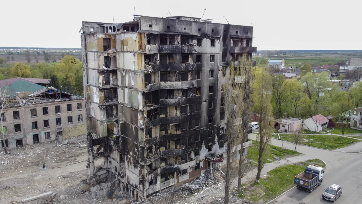 Kontrofensywa sił ukraińskich nie nastąpi wcześniej niż w połowie czerwca, kiedy powinniśmy już mieć więcej broni od sojuszników – powiedział w czwartek doradca prezydenta Ukrainy Ołeksij Arestowycz. Wojskowi ukraińscy twierdzą, że kontrofensywa już trwa.