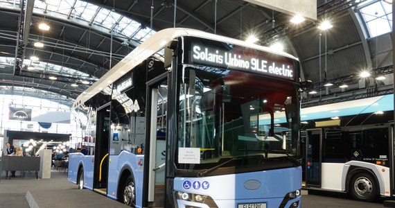 14 ekologicznych autobusów pojawi się na ulicach Rzeszowa. Autosan z Sanoka i Solaris z Bolechowa dostarczą pojazdy komunikacji miejskiej: elektryczne oraz napędzane sprężonym gazem ziemnym. 