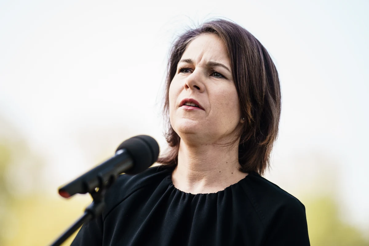 Kilka godzin trwała rozmowa prezydenta Ukrainy Wołodymyra Zełenskiego z prezydentem Niemiec Frankiem-Walterem Steinmeierem. Zełenski zaprosił do Kijowa niemieckiego polityka.