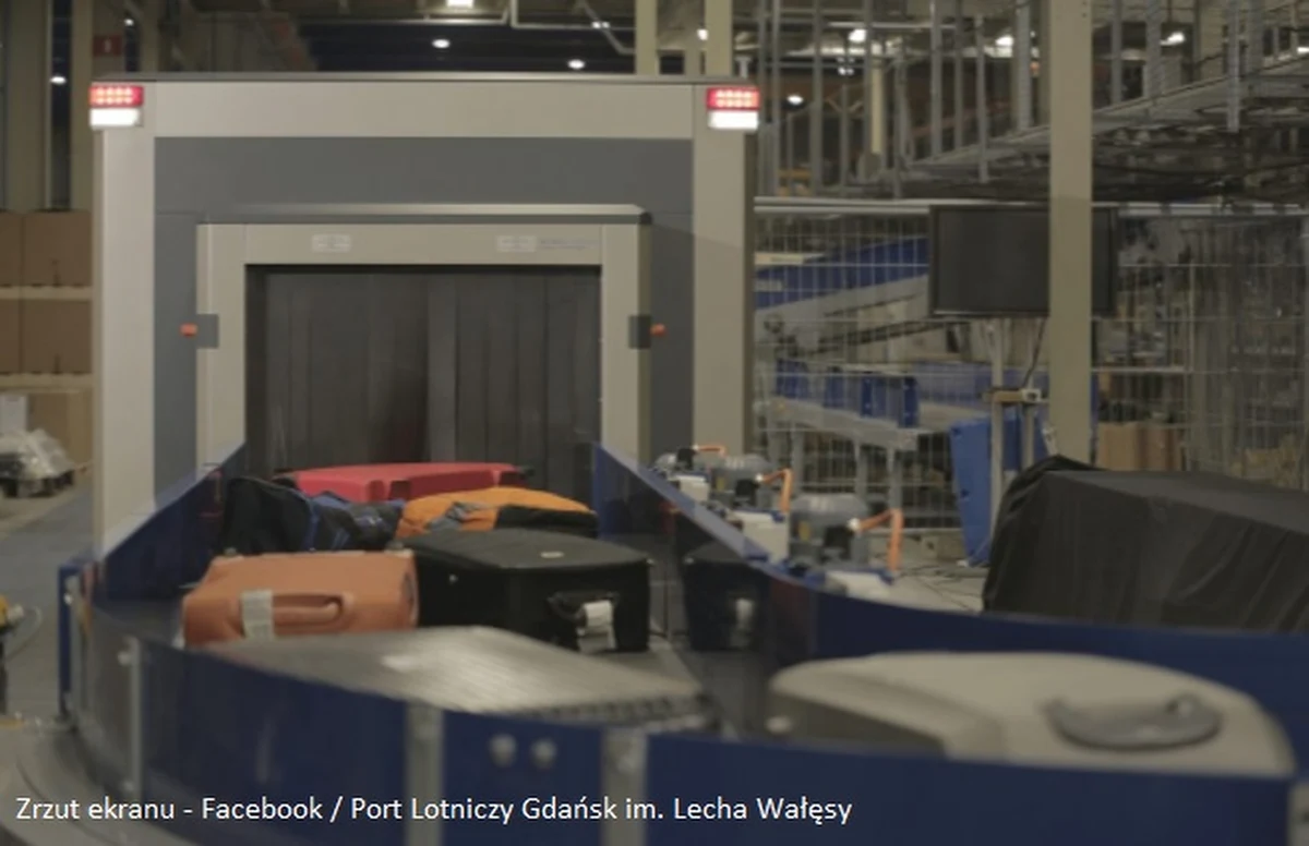 ​22 mln zł kosztowały dwie maszyny do wykrywania materiałów wybuchowych. Port Lotniczy Gdańsk im. Lecha Wałęsy poinformował, że sprzęt jest w stanie wykryć automatycznie każde zagrożenie i pomoże obsłudze lotniska.