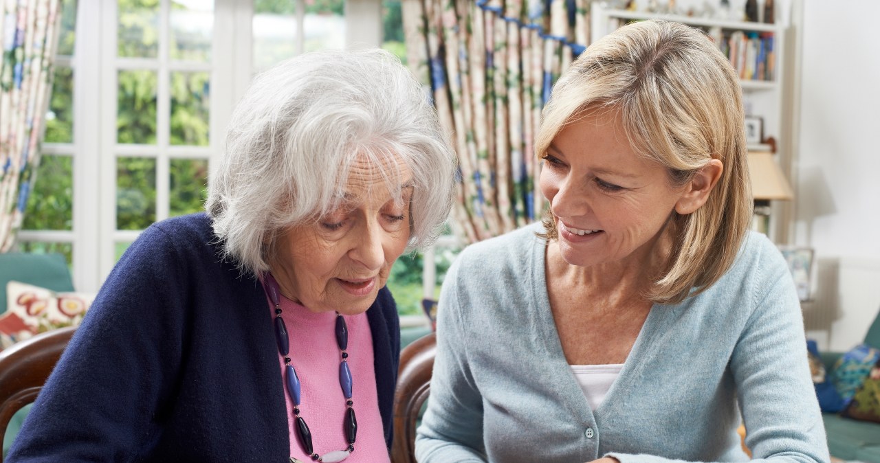 790, a choćby 4353 zł przed 7 lat. Wypłacą zasiłek bez względu na dochód