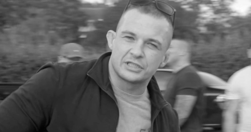 Jacek Szymański, lepiej znany jako Młody ZB nie żyje. Raper zmarł nagle 4 maja w wieku 33 lat. 