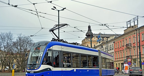 W niedzielę, 8 maja w Krakowie odbędą się tradycyjne uroczystości ku czci św. Stanisława. O godz. 9.00 z Wawelu wyruszy procesja do kościoła na Skałce. To oznacza zmiany w funkcjonowaniu komunikacji tramwajowej. 