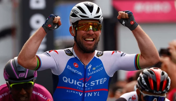 Kolarze Giro d'Italia finiszowali na Węgrzech. Cavendish najlepszy