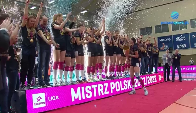 Ceremonia wręczenia złotych i srebrnych medali po finale Tauron Ligi. WIDEO (Polsat Sport)