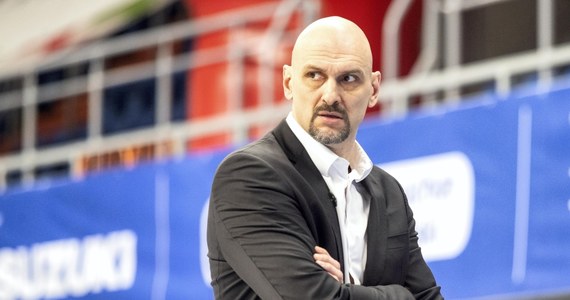Żan Tabak został trenerem występujących w ekstraklasie koszykarzy Trefla. Niespełna 52-letni chorwacki szkoleniowiec, który prowadził sopocką drużynę na początku sezonu 2012/2013, podpisał kontrakt do 2025 roku.

