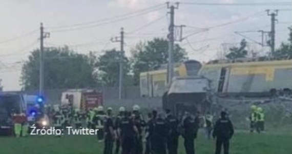 Pociąg wykoleił się w rejonie Moedling w Dolnej Austrii. Są dwie ofiary śmiertelne, a 15 osób zostało rannych – informuje portal dziennika „Kronen Zeitung”.