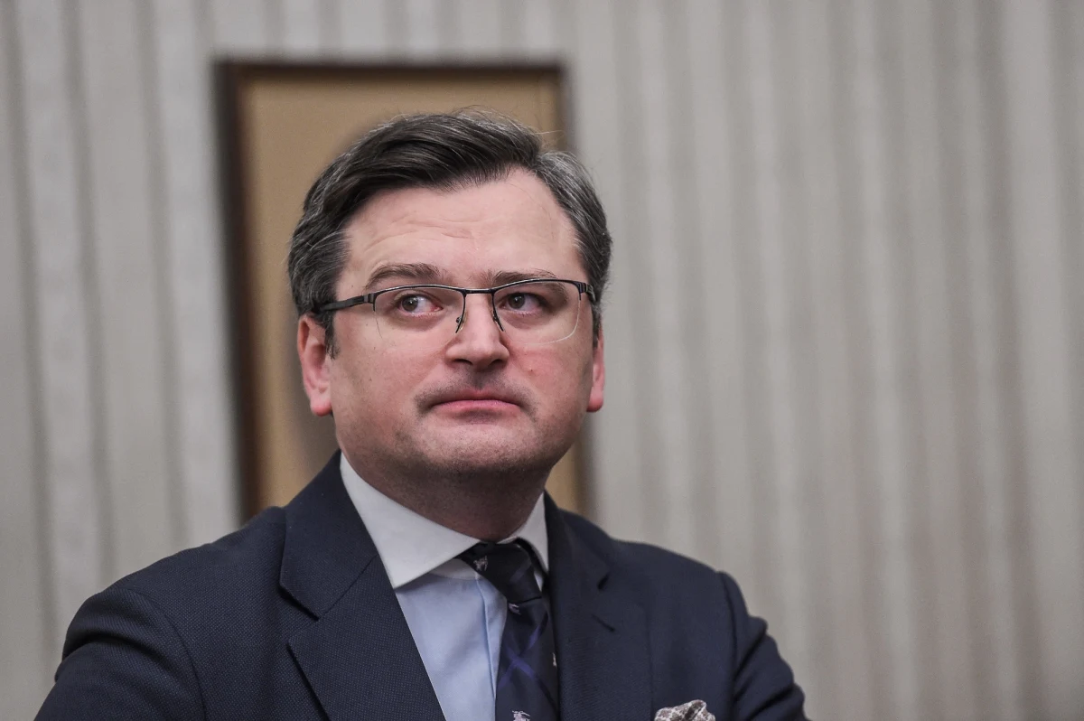 Ukraiński minister spraw zagranicznych Dmytro Kułeba przekazał, że w przypadku zwycięstwa Ukrainy w bitwie o Donbas, jego kraj będzie chciał wyzwolić wszystkie swoje terytoria okupowane przez Rosję. Nie wyklucza jednak negocjacji między krajami.